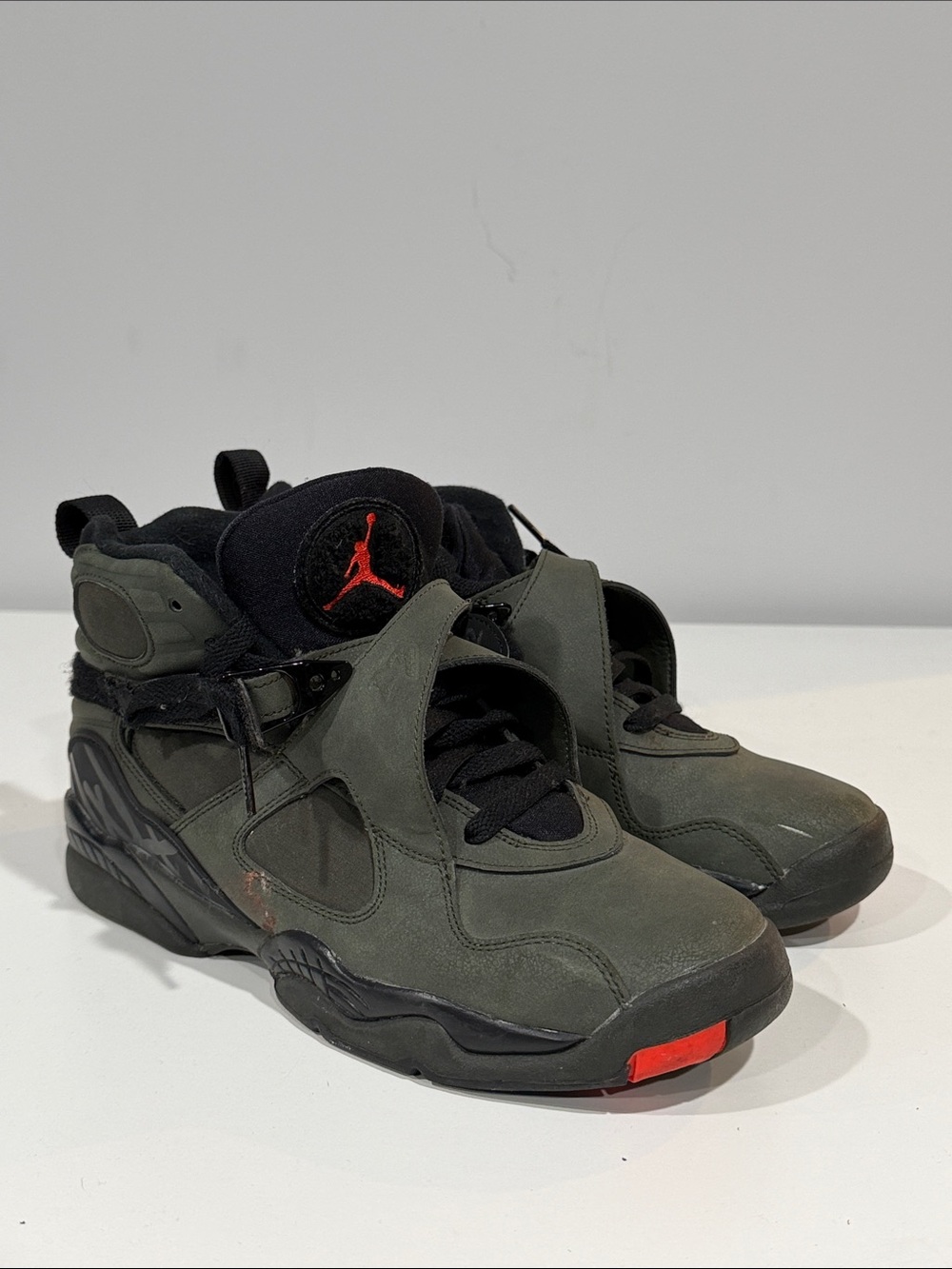 Jordan viii 8 Take Flight 7 Kids Olive Green and Black High-Top Sneakers